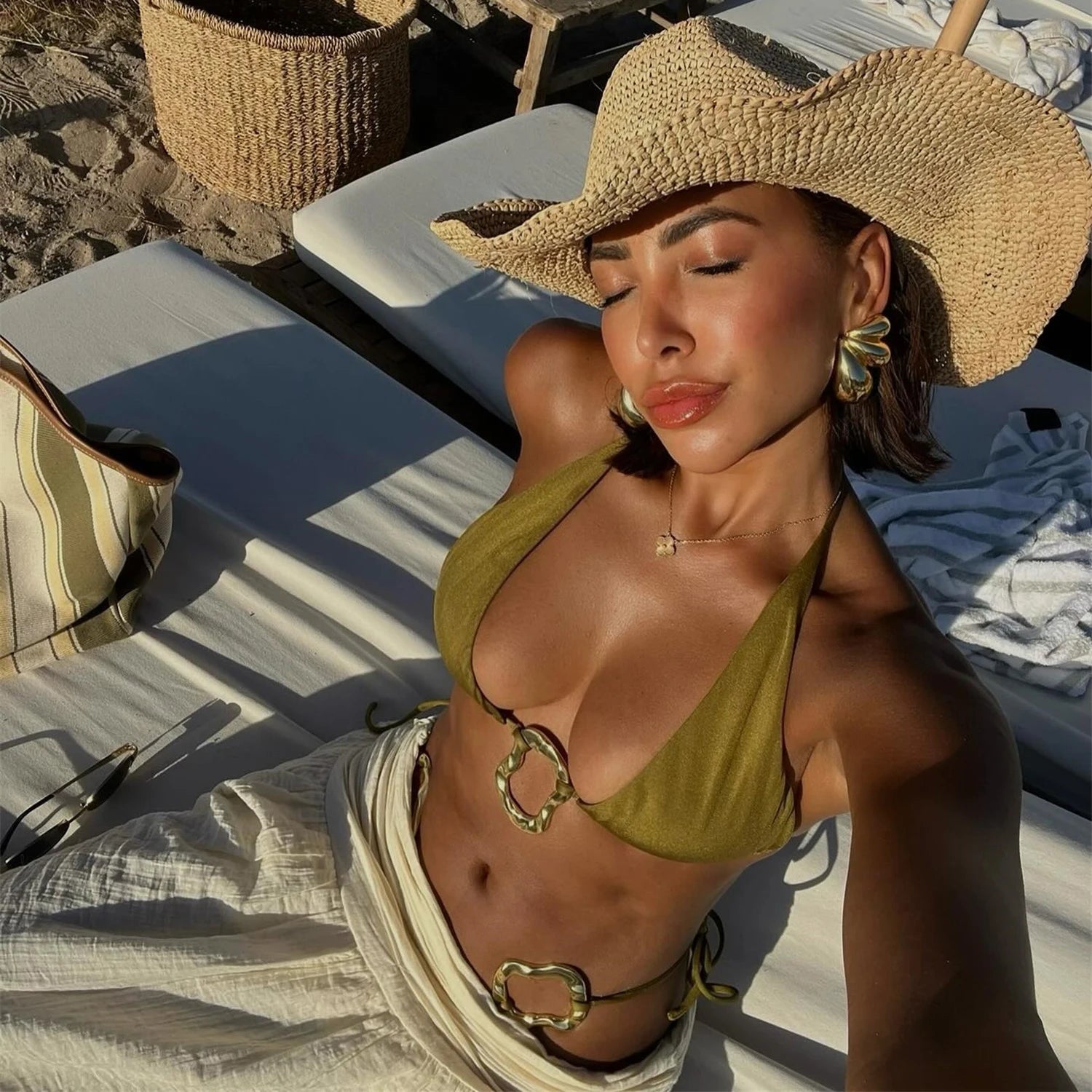 3Pcs Halter Bikini With Cover Up Beach Skirt Cut Out Swimsuit Women Swimwear Sexy Swim Suit Off Shoulder Biquini Bodysuit Outfit